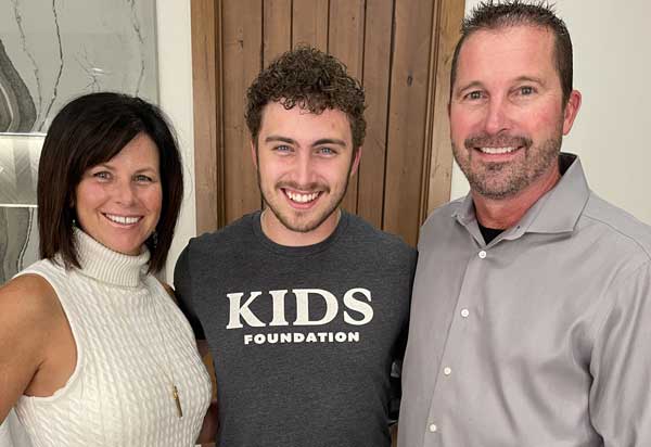 Eric and Mindy Grabau with son Coltan