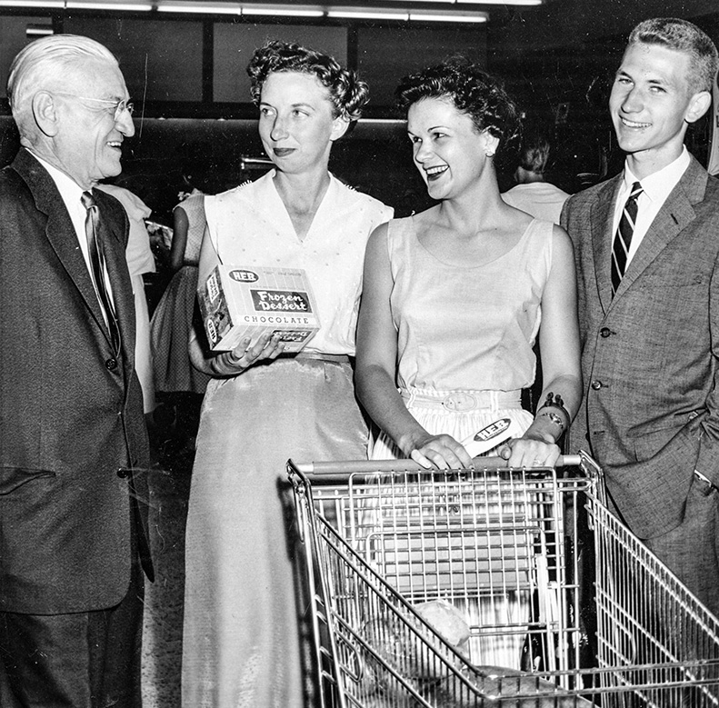 Howard E. Butt Sr. with Mrs. Bryant, Mrs. May and Charles Butt