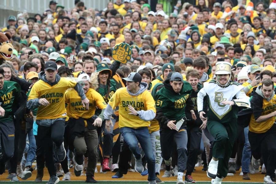Students running the Baylor line