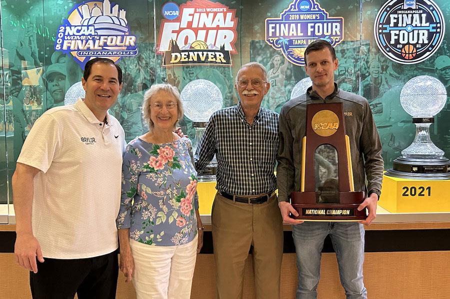 From left to right: Scott Drew, Jim and Beverly Naismith and Paul Putz