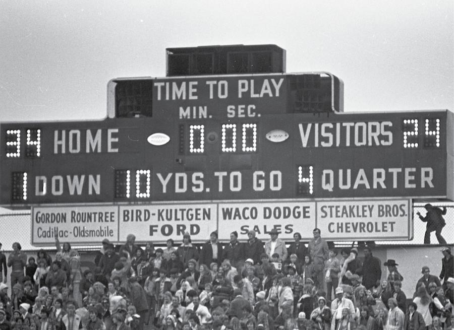 Miracle on the Brazos Scoreboard: Baylor 34 - Texas 24