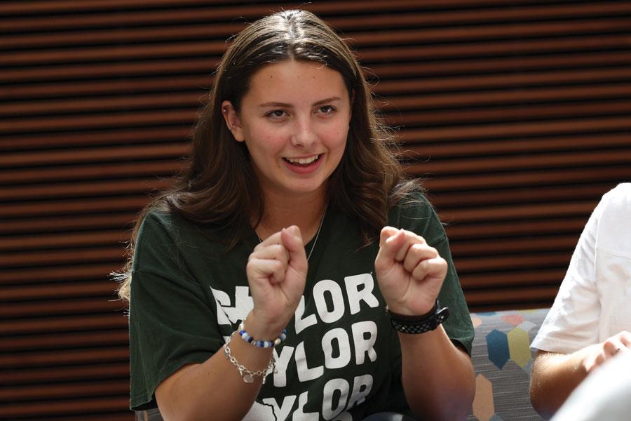 American Sign Language (ASL) Student