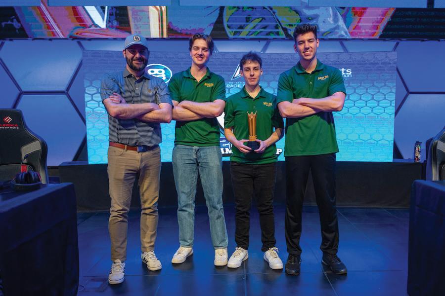 E Sports Team Photo