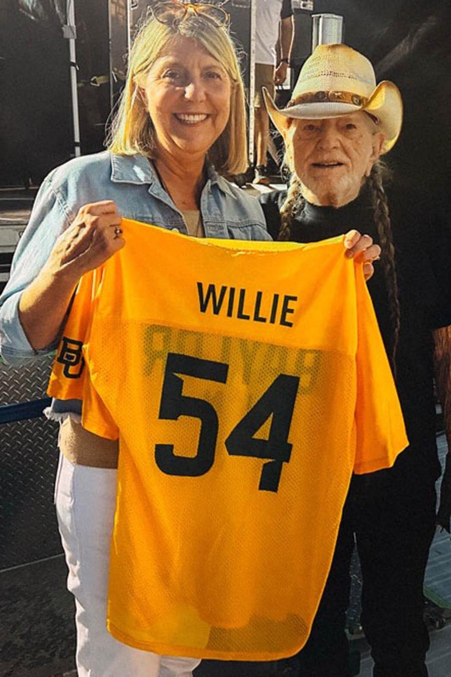 Willie Nelson and Linda Livingstone
